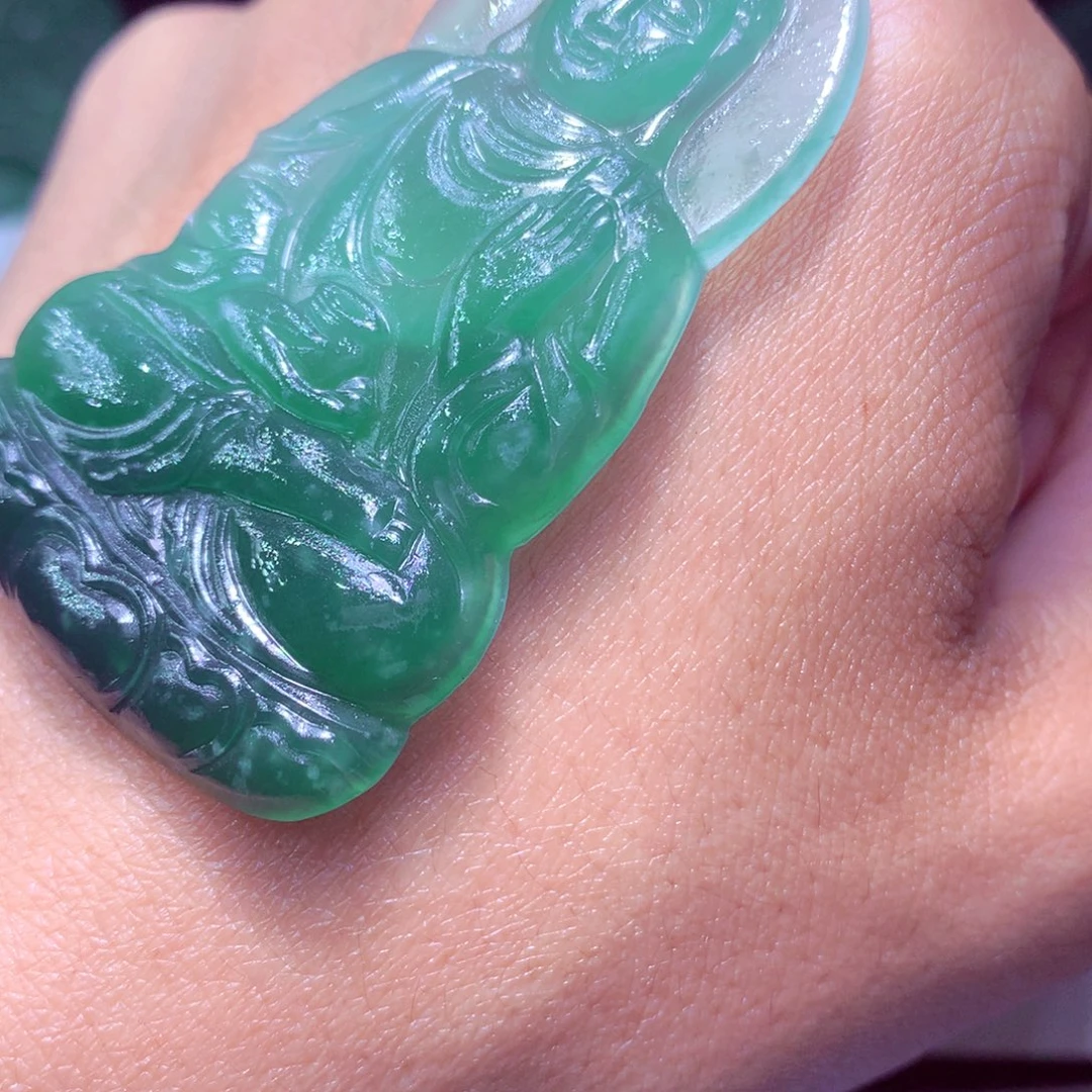 @***哥定制翡翠未镶嵌天然缅甸翡翠A货毛货挂件