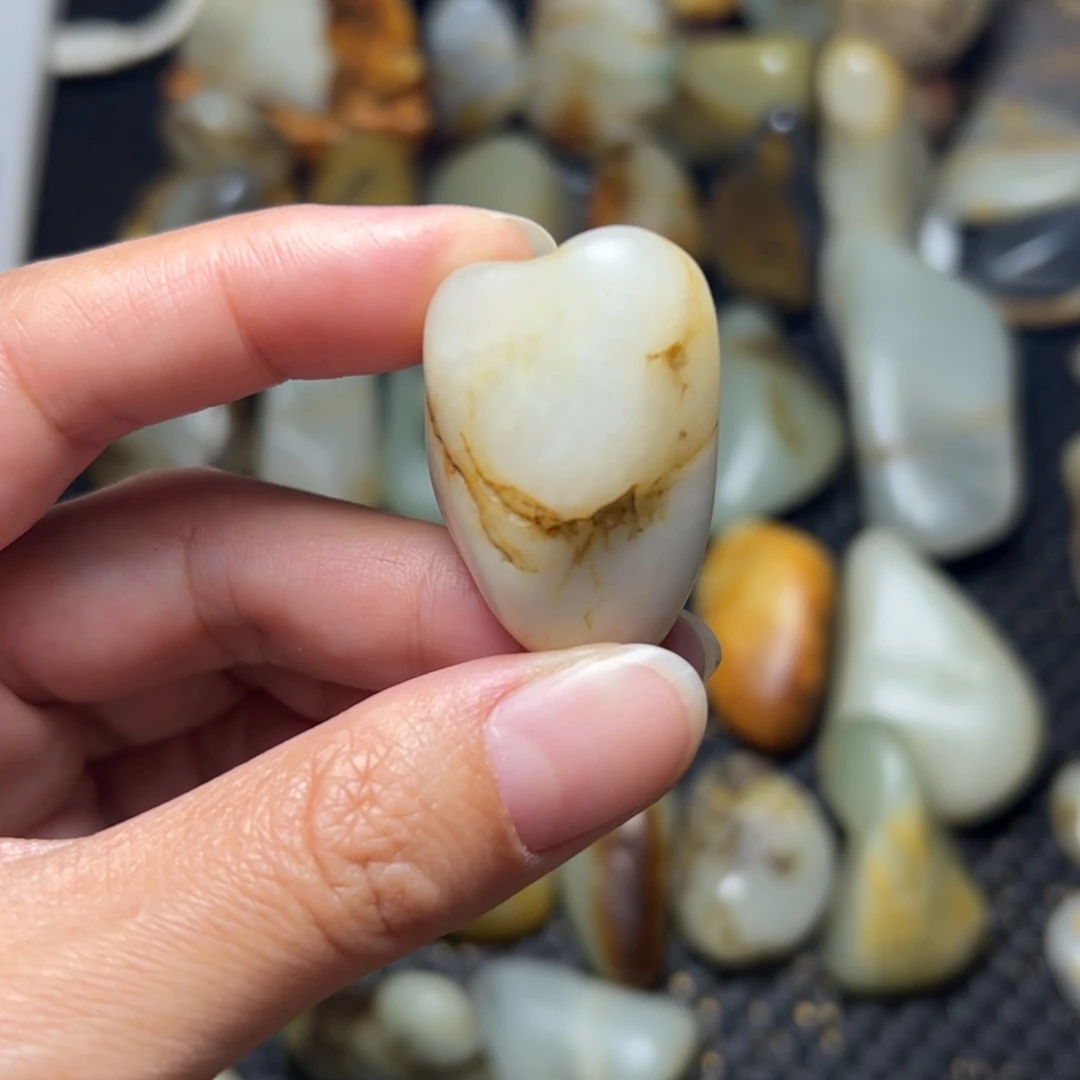 和田玉未镶嵌把件21