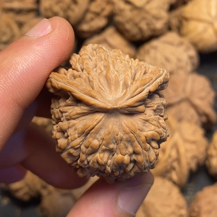 文玩核桃吊坠随**—文玩核桃异形单只