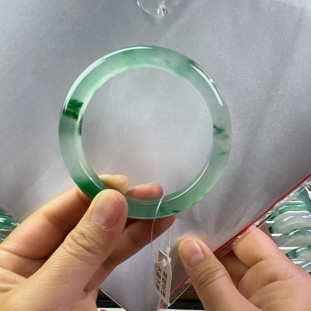 石英质玉未镶嵌手镯55.2