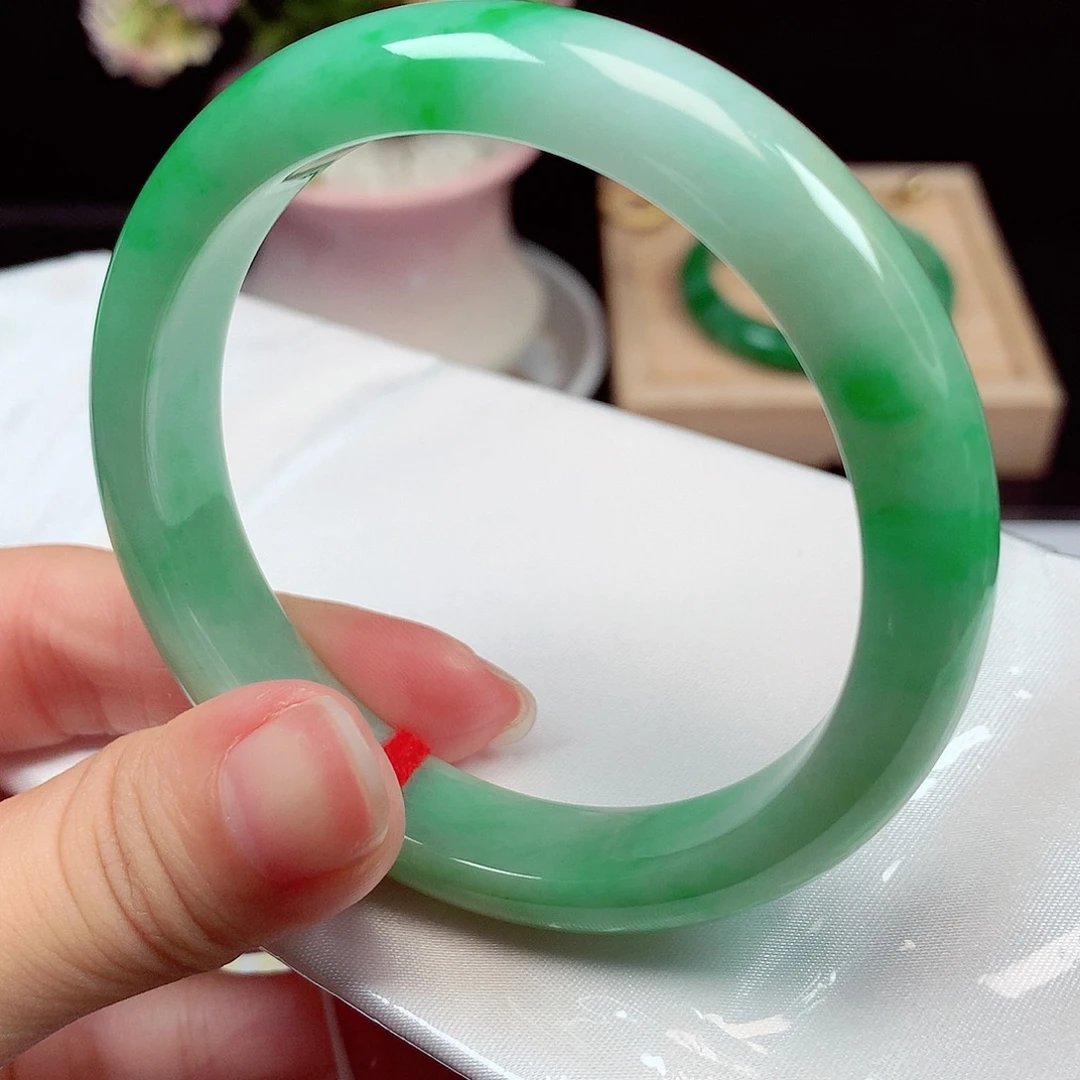 翡翠未镶嵌手镯1801