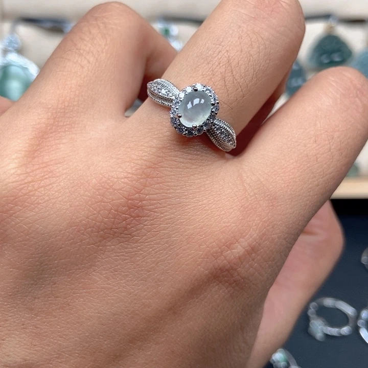 翡翠未镶嵌戒指戒指