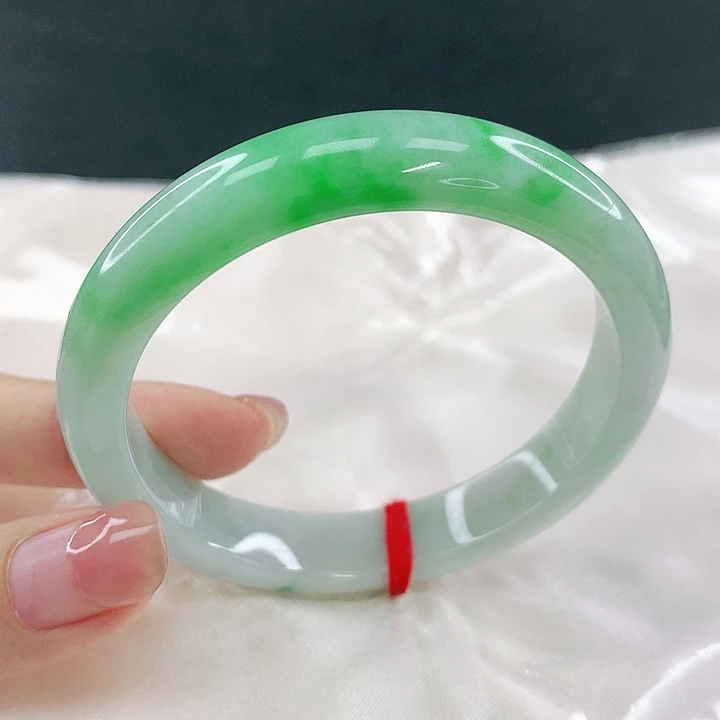 翡翠未镶嵌手镯圈54.8，18065