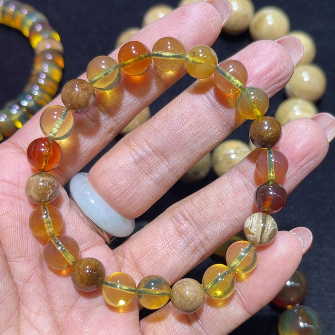 琥珀未镶嵌手串溶洞0.8