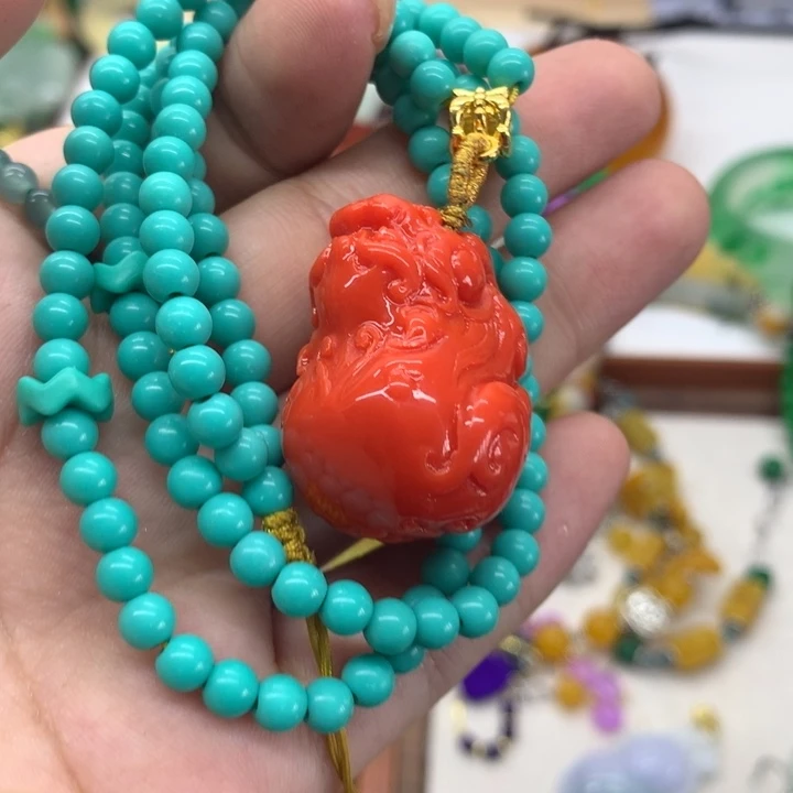 合金颈饰玛瑙/玉髓吊坠