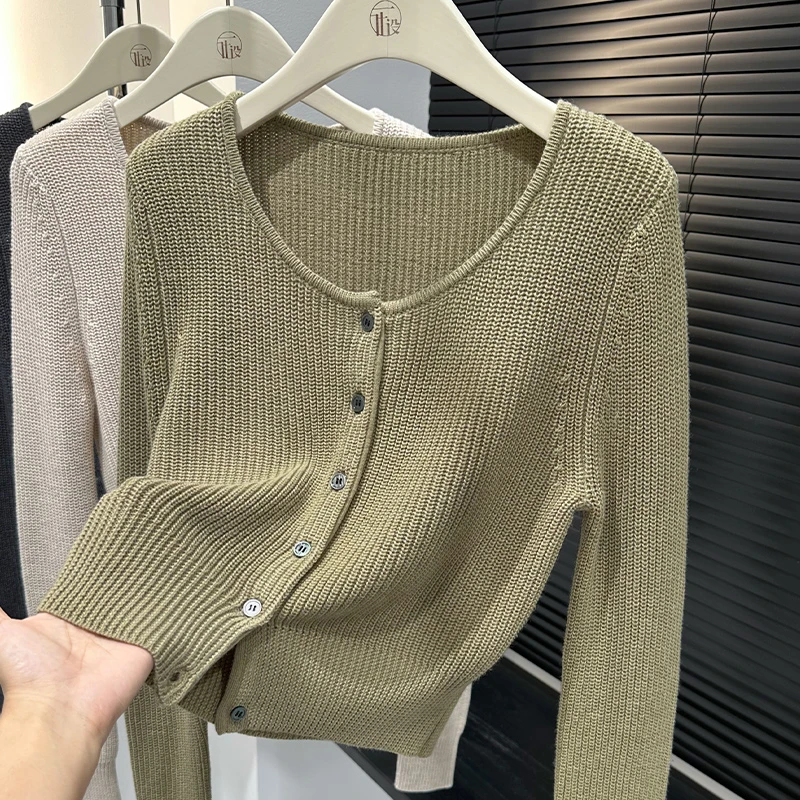 轻奢乌金色针织长袖开衫外搭女2025秋冬爆款洋气纽扣圆领外套上衣