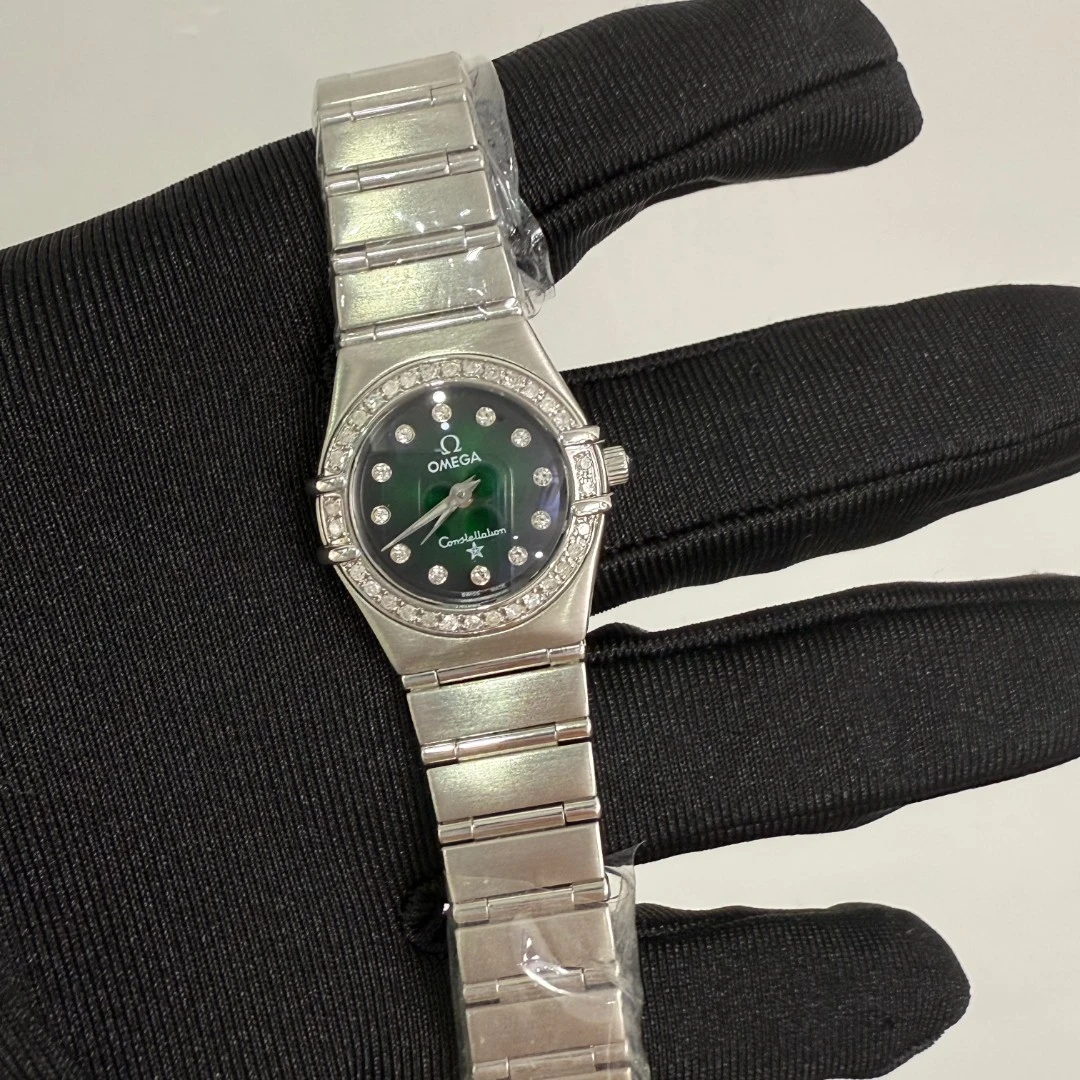 99新 Omega/欧米茄 星座系列绿盘后钻腕表/WHT019564