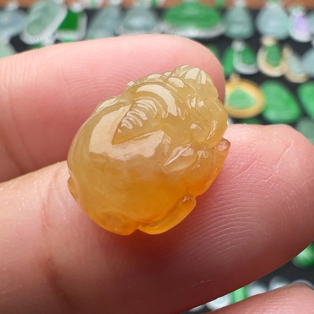 翡翠颈饰未镶嵌貔貅13.2