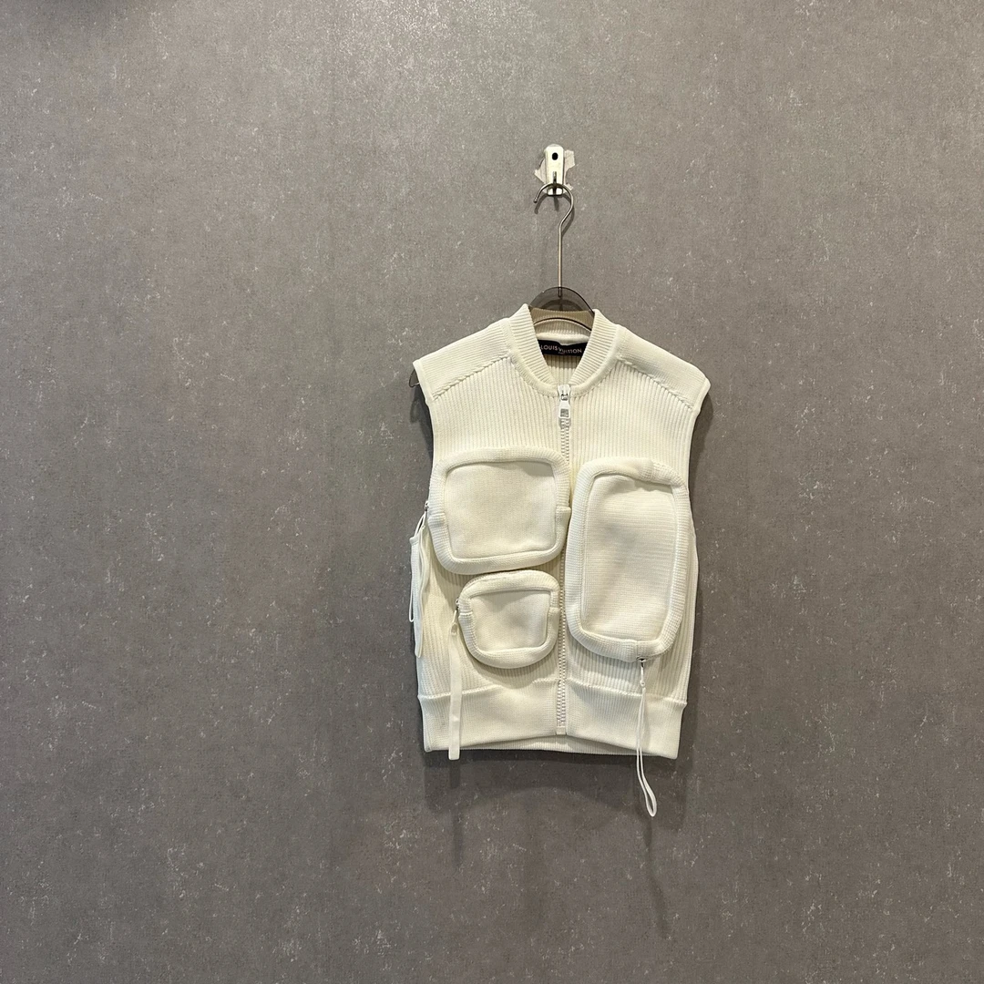99新 LouisVuitton/路易威登 战术针织马甲 L码003254