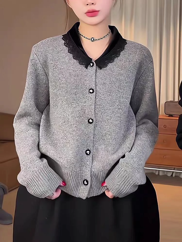 领口黑色蕾丝上衣