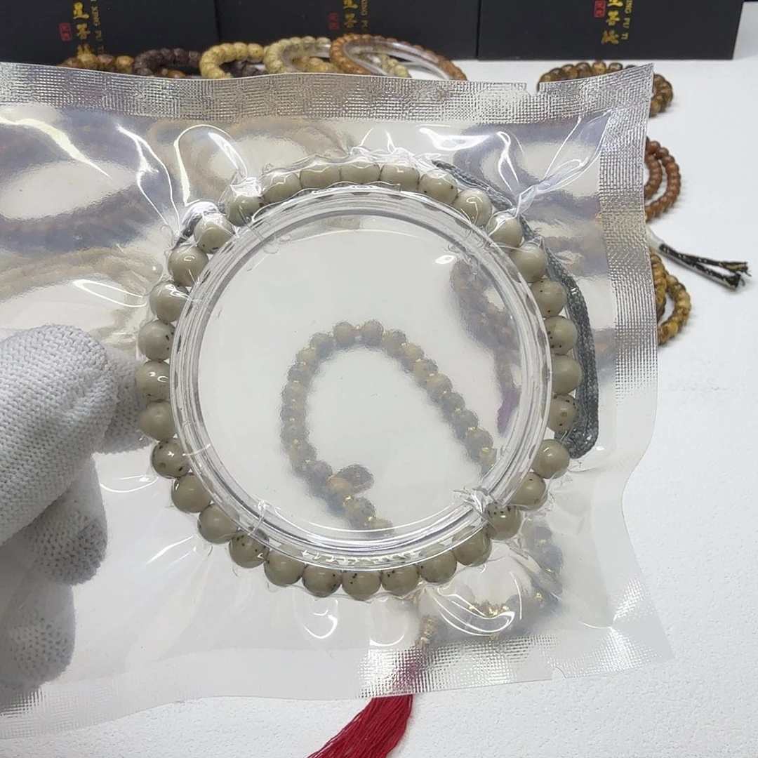 星月菩提吊坠21一物一图冰白通体龙蛋7圆手持