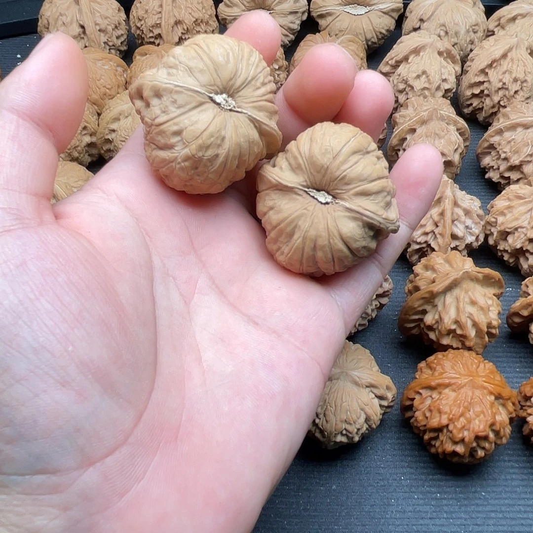 只***。文玩核桃把件文玩核桃南瓜墩