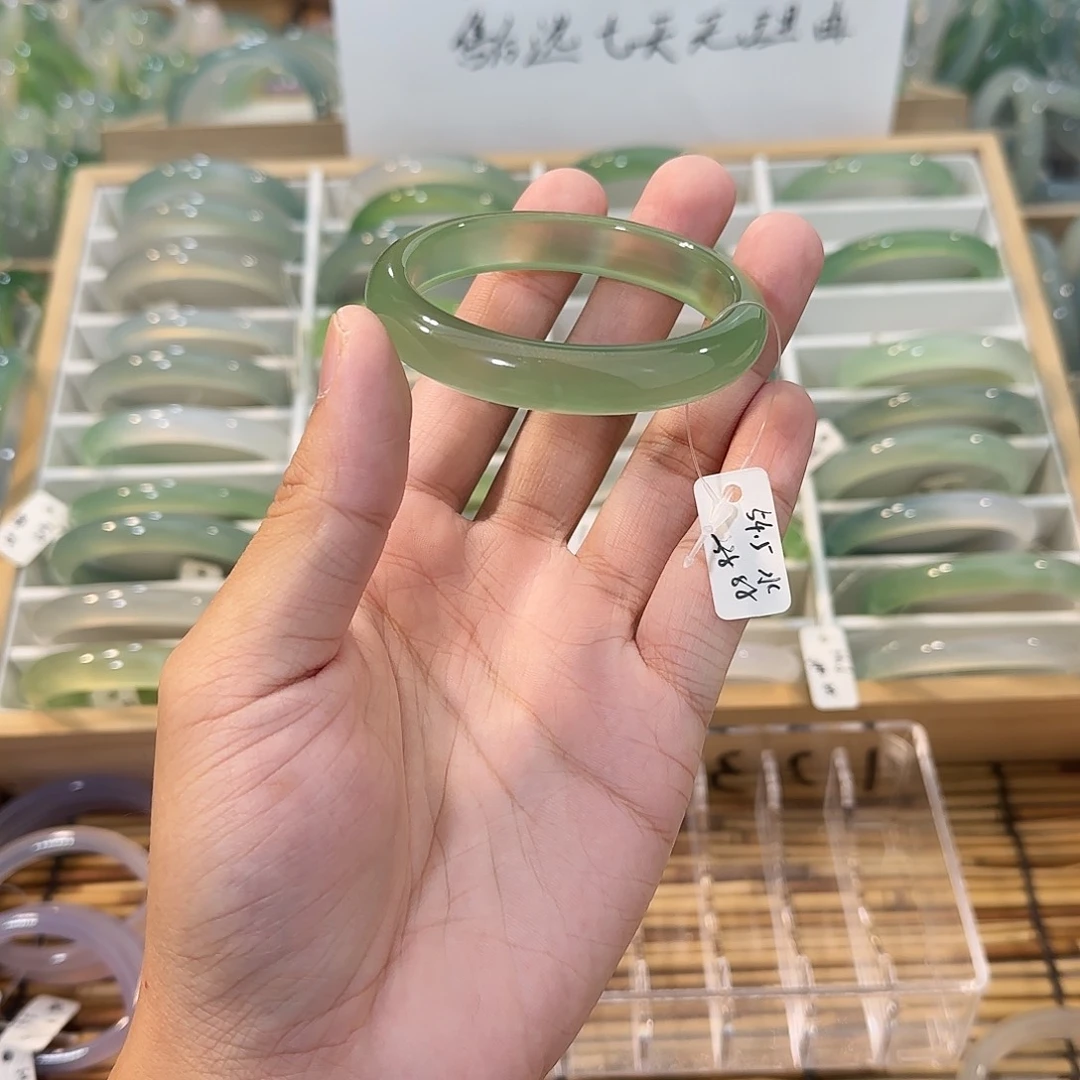 玛瑙/玉髓未镶嵌手镯圈口54.5
