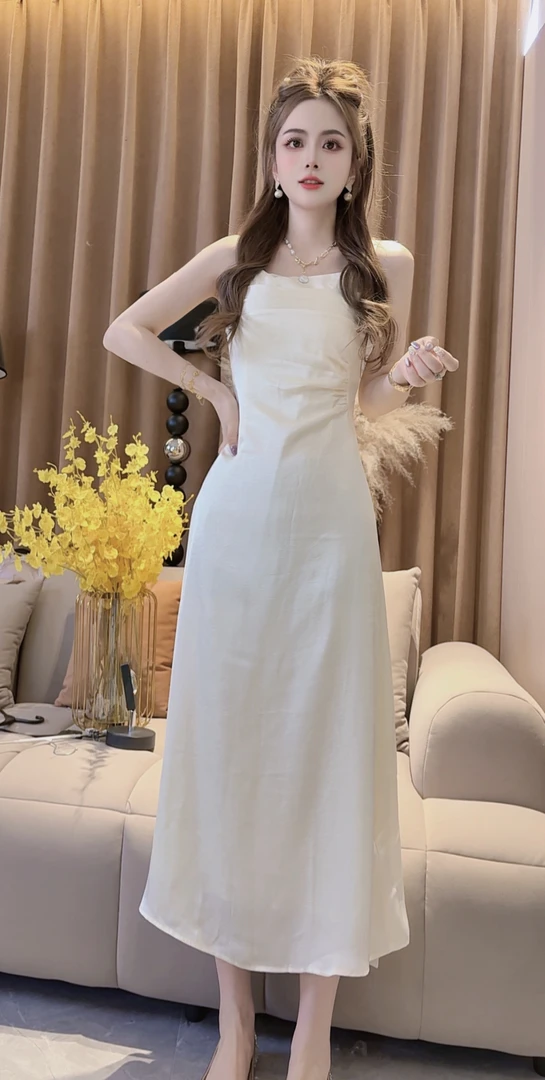 SS.studio/双双:“月光女神”春夏款缎面法式百搭时尚显瘦连衣裙