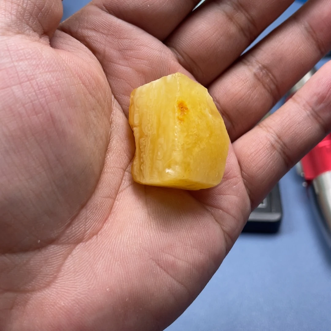 定制琥珀未镶嵌蜜蜡定制