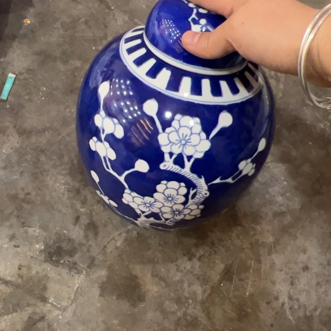 瓷大号手绘冰梅罐