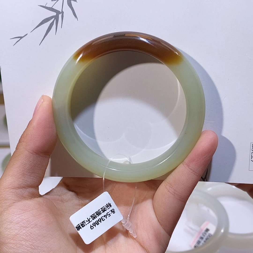 未镶嵌手镯和田玉且末老红糖