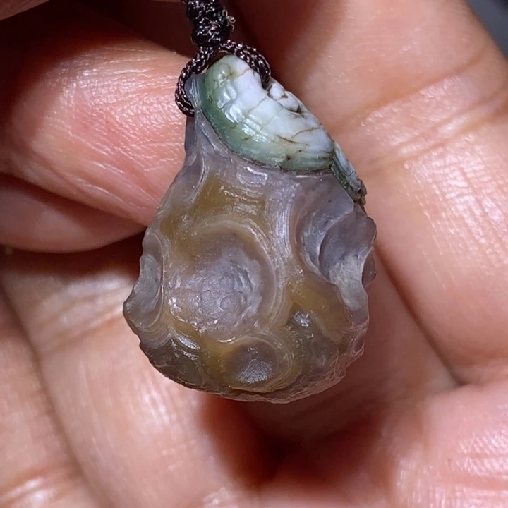 玛瑙/玉髓未镶嵌珠宝半成品