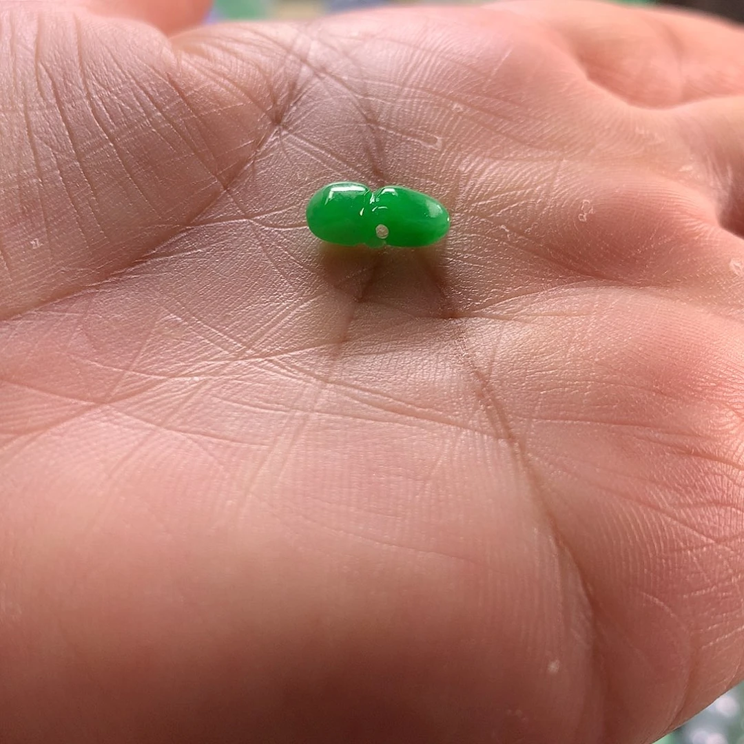 未镶嵌定制翡翠翡翠