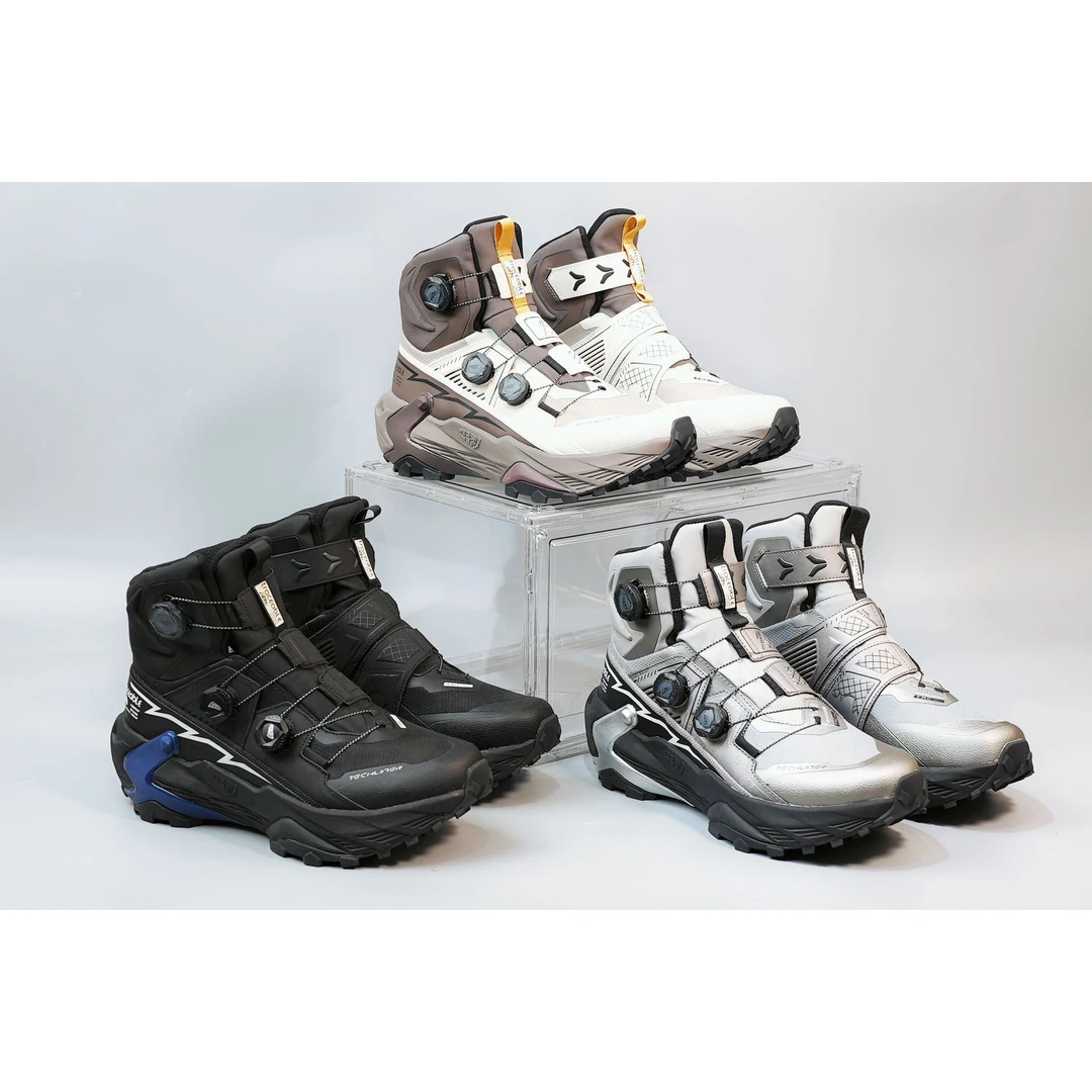 大脚丫在售高端双纽扣秋冬季高帮防滑加厚登山越野徒步鞋