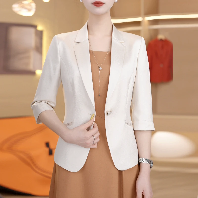 缎面薄款小西装外套女夏季2025新款修身上衣纹理西服女爆款VS8906