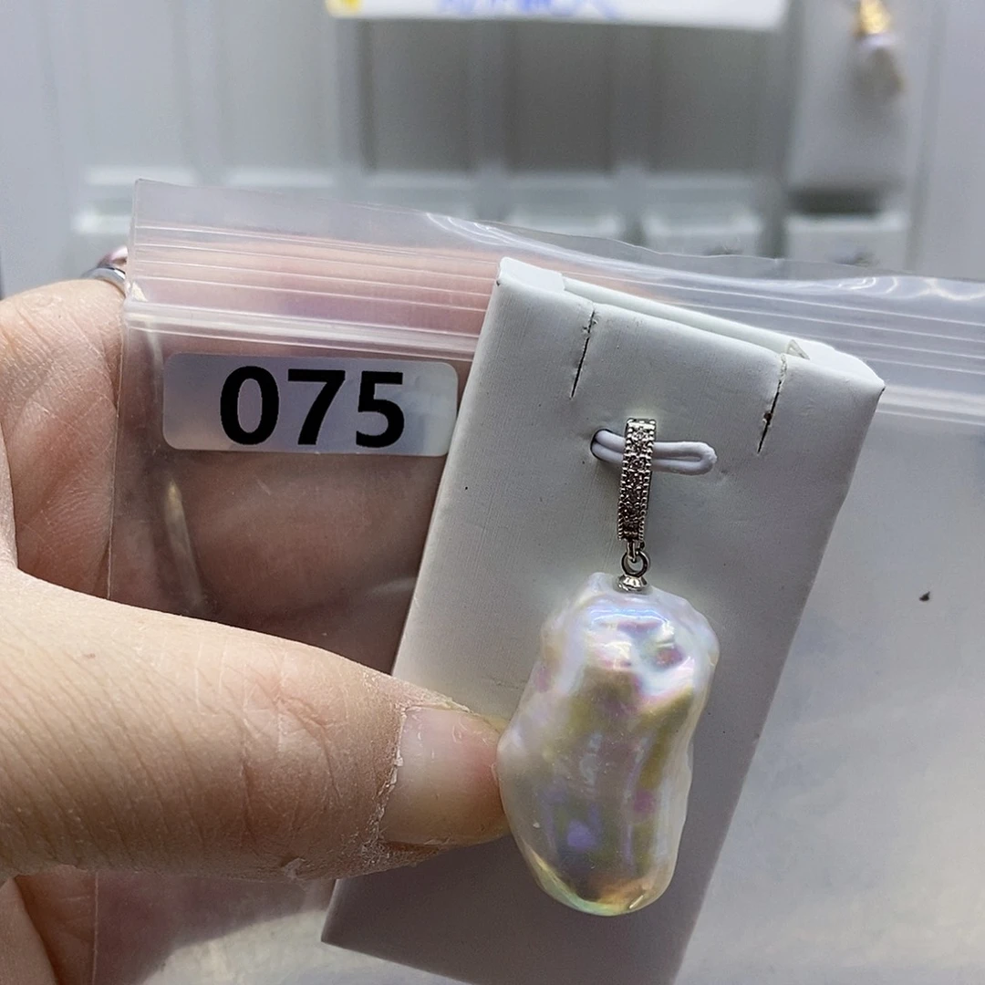 颈饰合金淡水珍珠