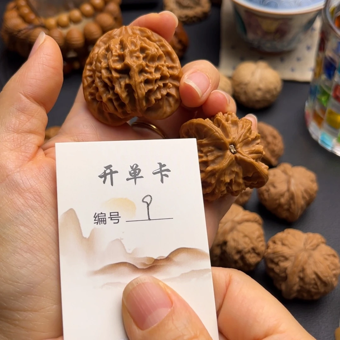 桃核把件?****a文玩核桃把玩核桃