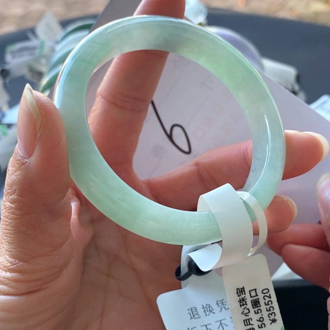 翡翠未镶嵌手镯手镯