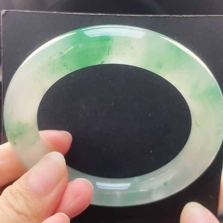 石英质玉未镶嵌手镯60 -61