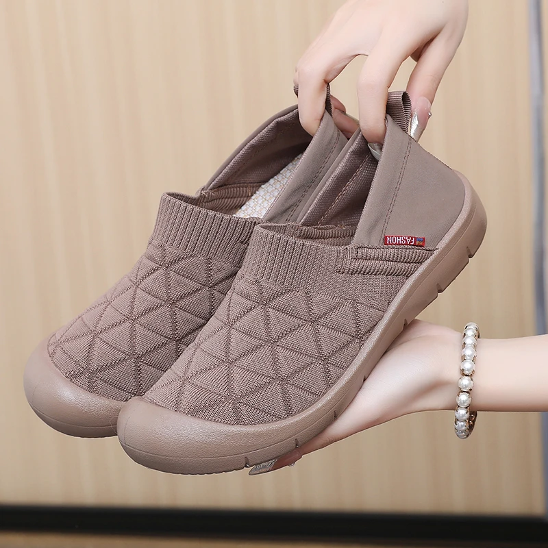 老北京布鞋女2025春秋季新款一脚蹬妈妈鞋防滑舒适女鞋百搭休闲鞋