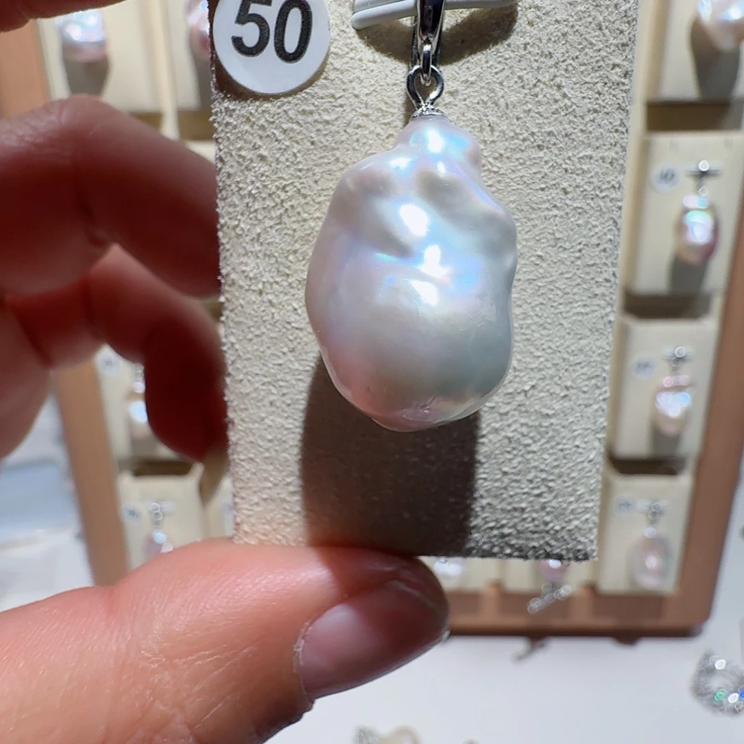 淡水珍珠合金颈饰