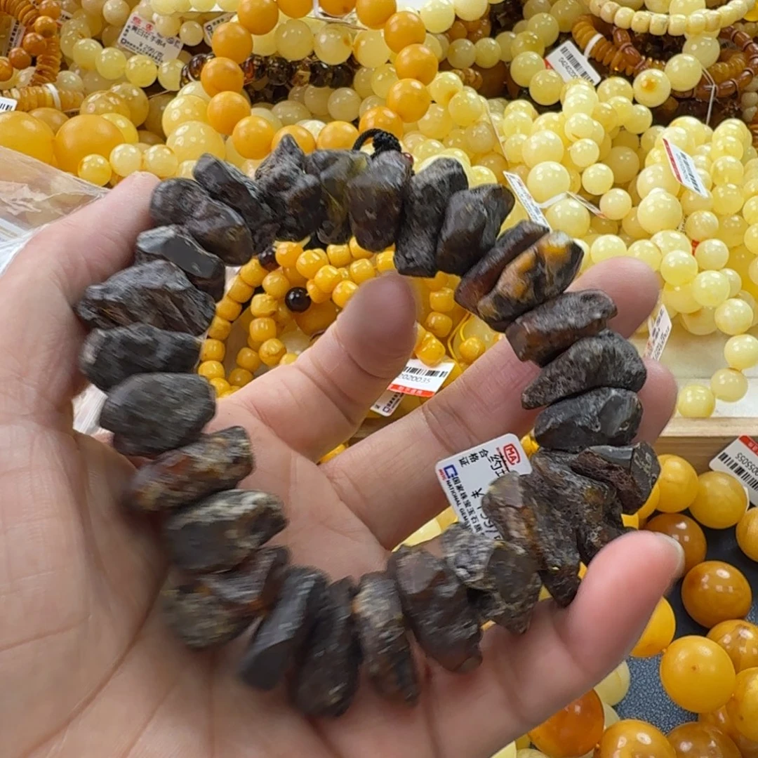 未镶嵌琥珀珠宝奇石