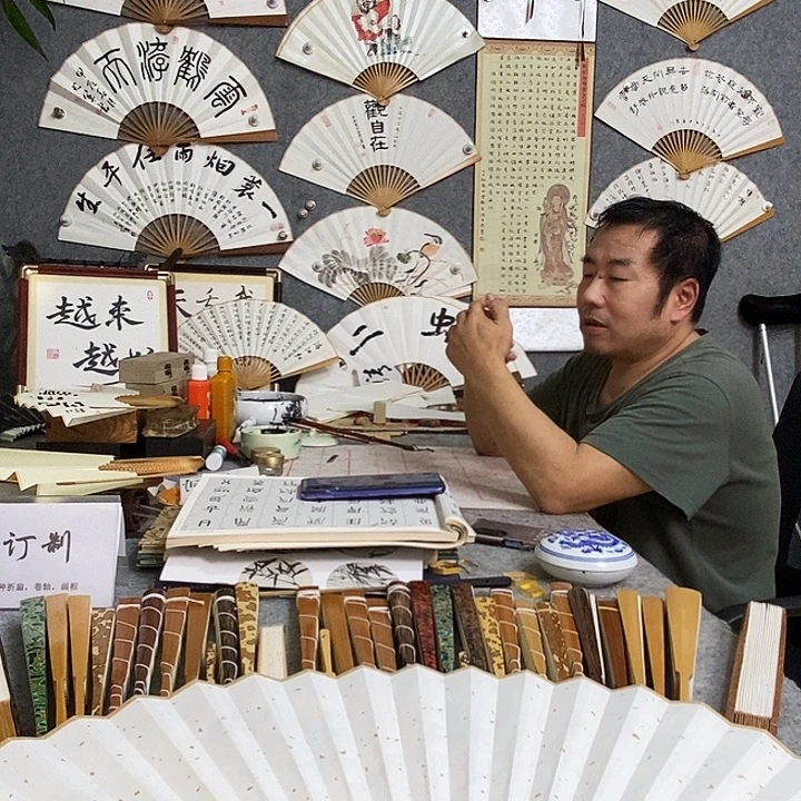 玉***灵书法王老师福利兰花