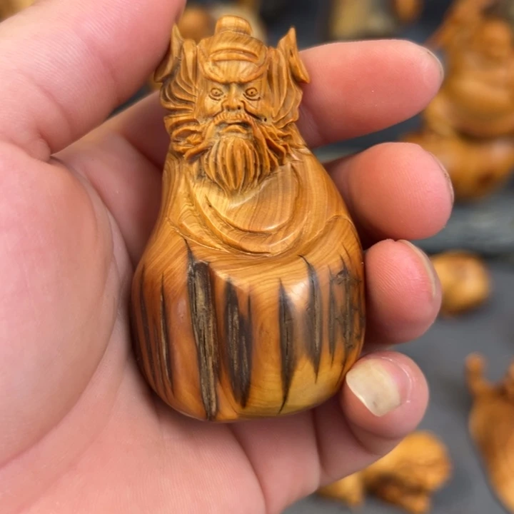柏木（崖柏）点点，关注