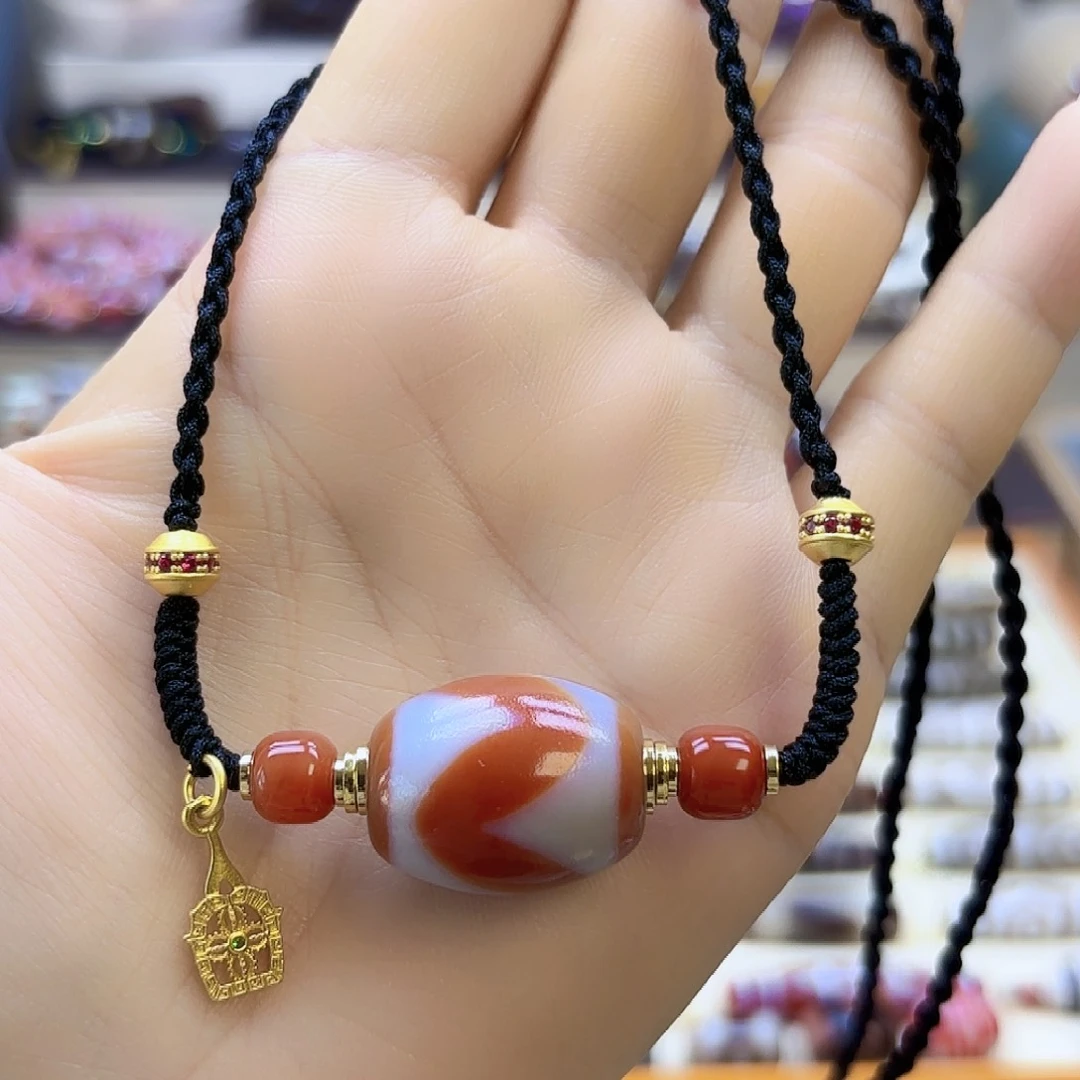 玛瑙/玉髓颈饰合金