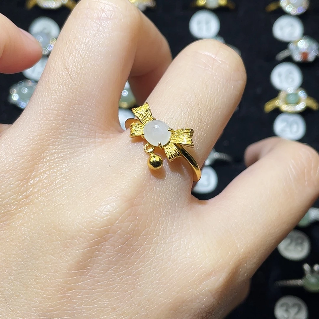 翡翠未镶嵌戒指戒指