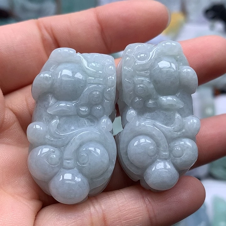 翡翠未镶嵌颈饰貔貅一对福利