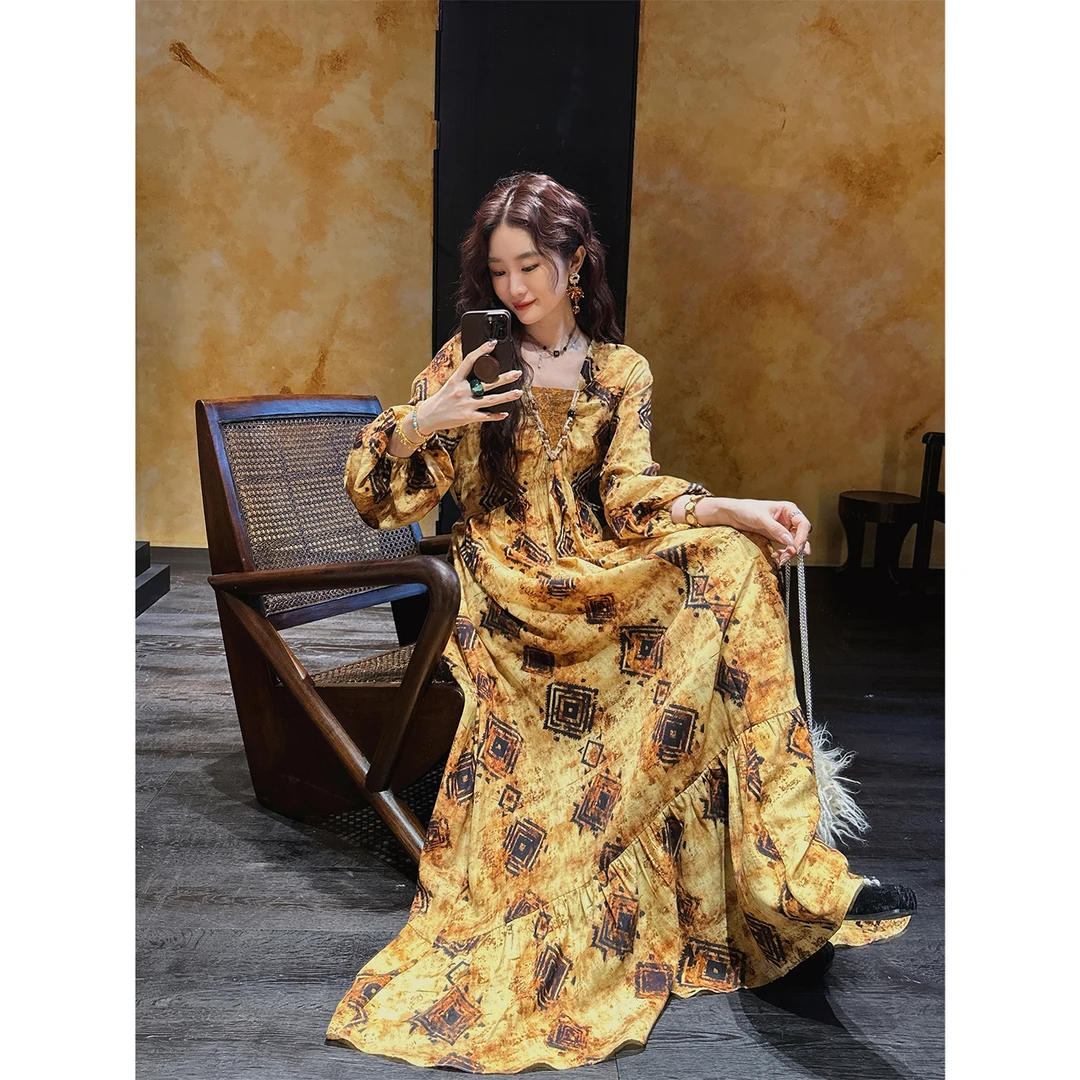 三吉黑花【枫林染】新中式剪花天丝侘寂风秋季连衣裙子2025新长裙