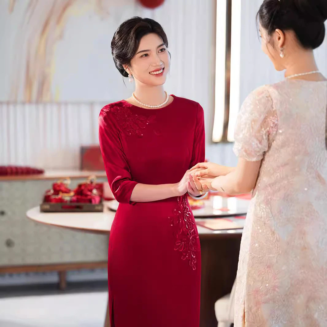 工厂直营婚礼妈妈礼服高贵醋酸旗袍2025年新款春妈妈婚宴旗袍套装