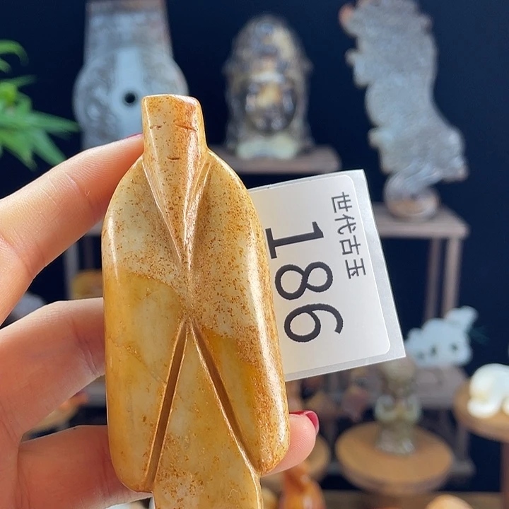 和田玉（糖玉）未镶嵌挂件