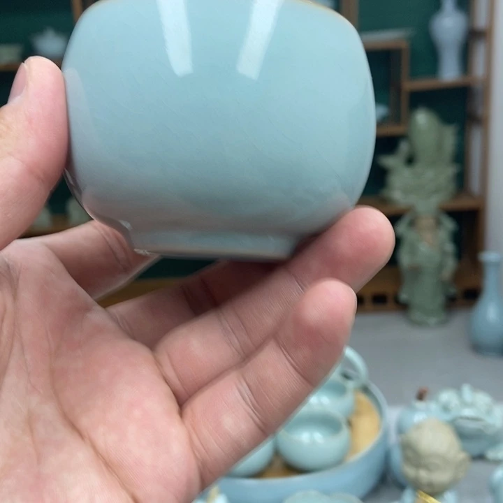 瓷天青色张君老师瑕大肚杯