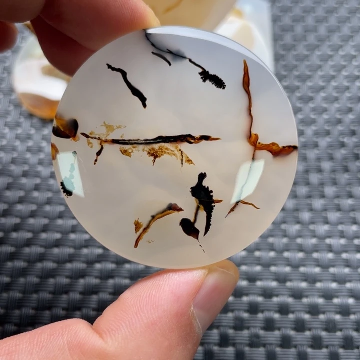 一***诺玛瑙/玉髓未镶嵌颈饰