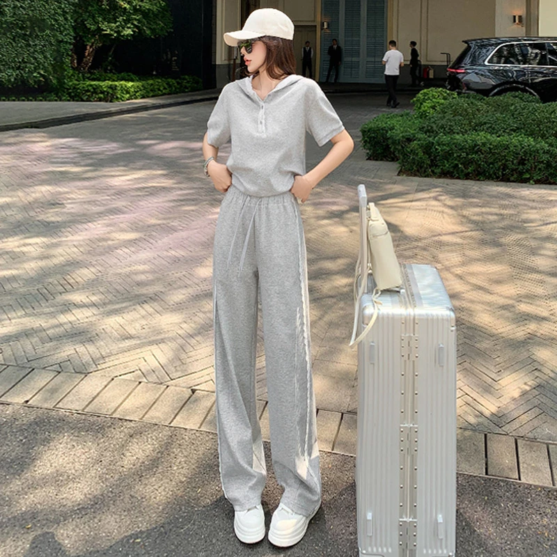 欧货小众时尚套装2025新款女夏洋气拼接连帽短袖上衣阔腿裤两件套