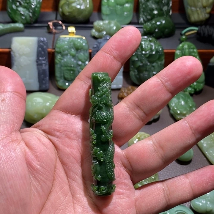 未镶嵌和田玉挂件