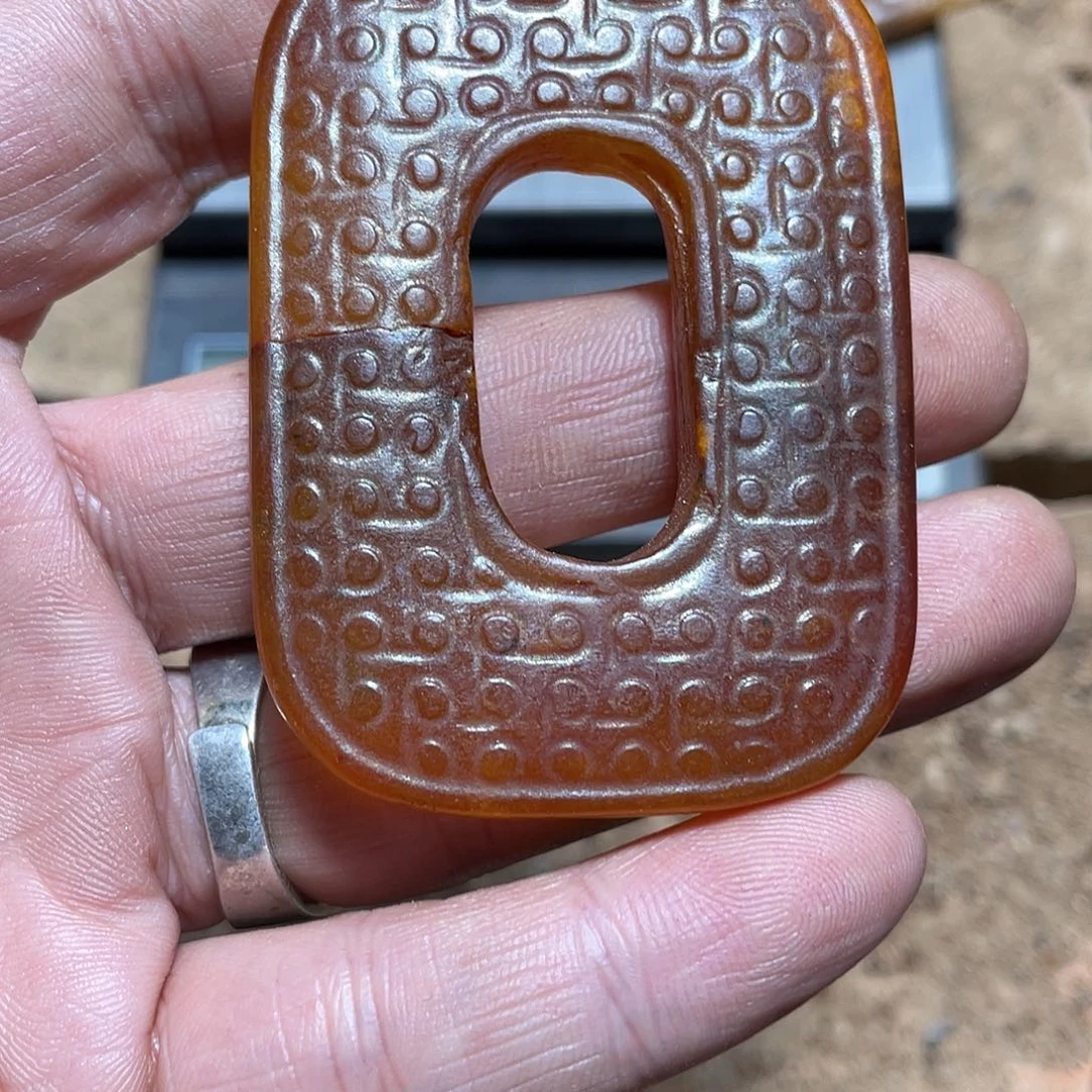 和田玉（糖玉）未镶嵌颈饰