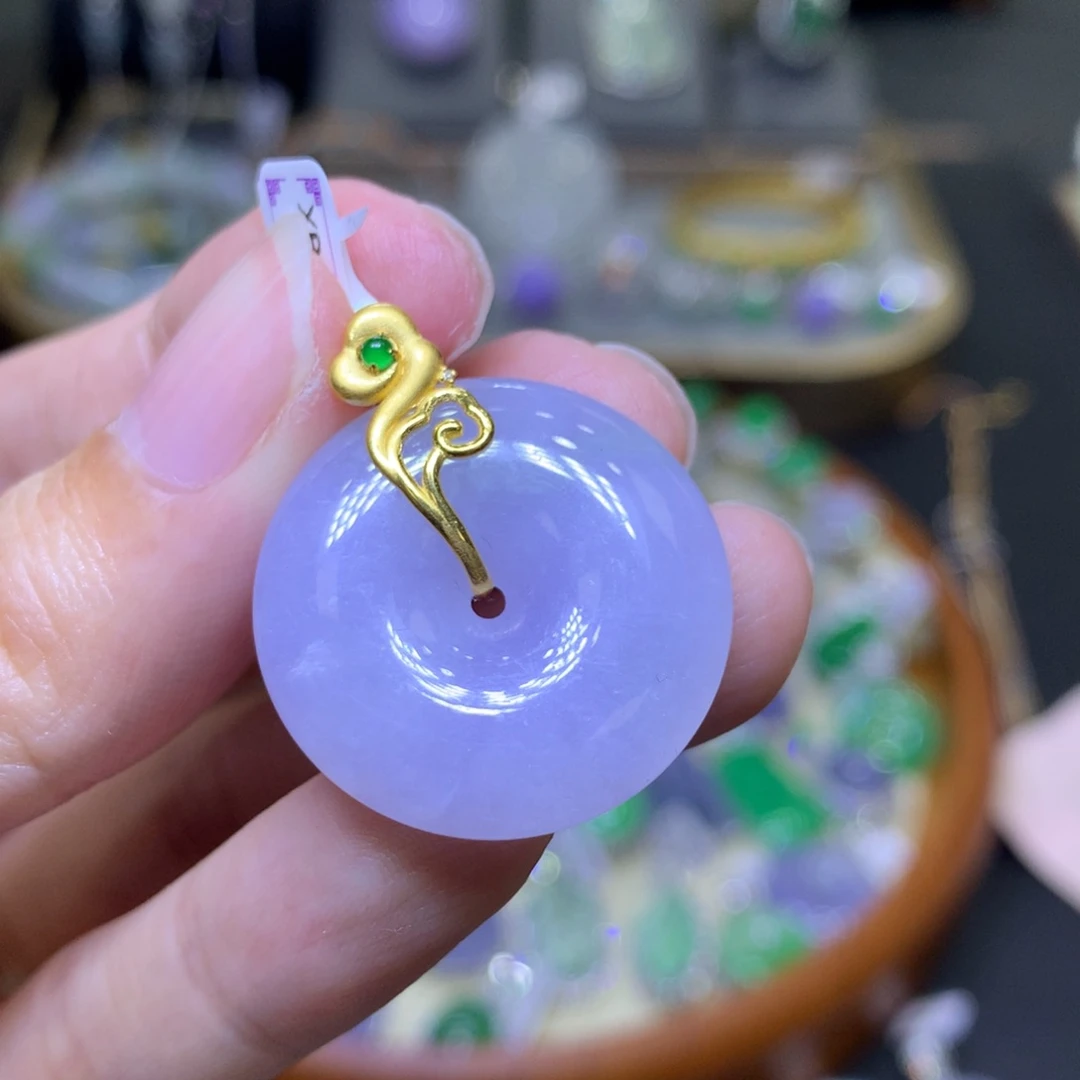 翡翠18K金镶嵌颈饰翡翠吊坠项链