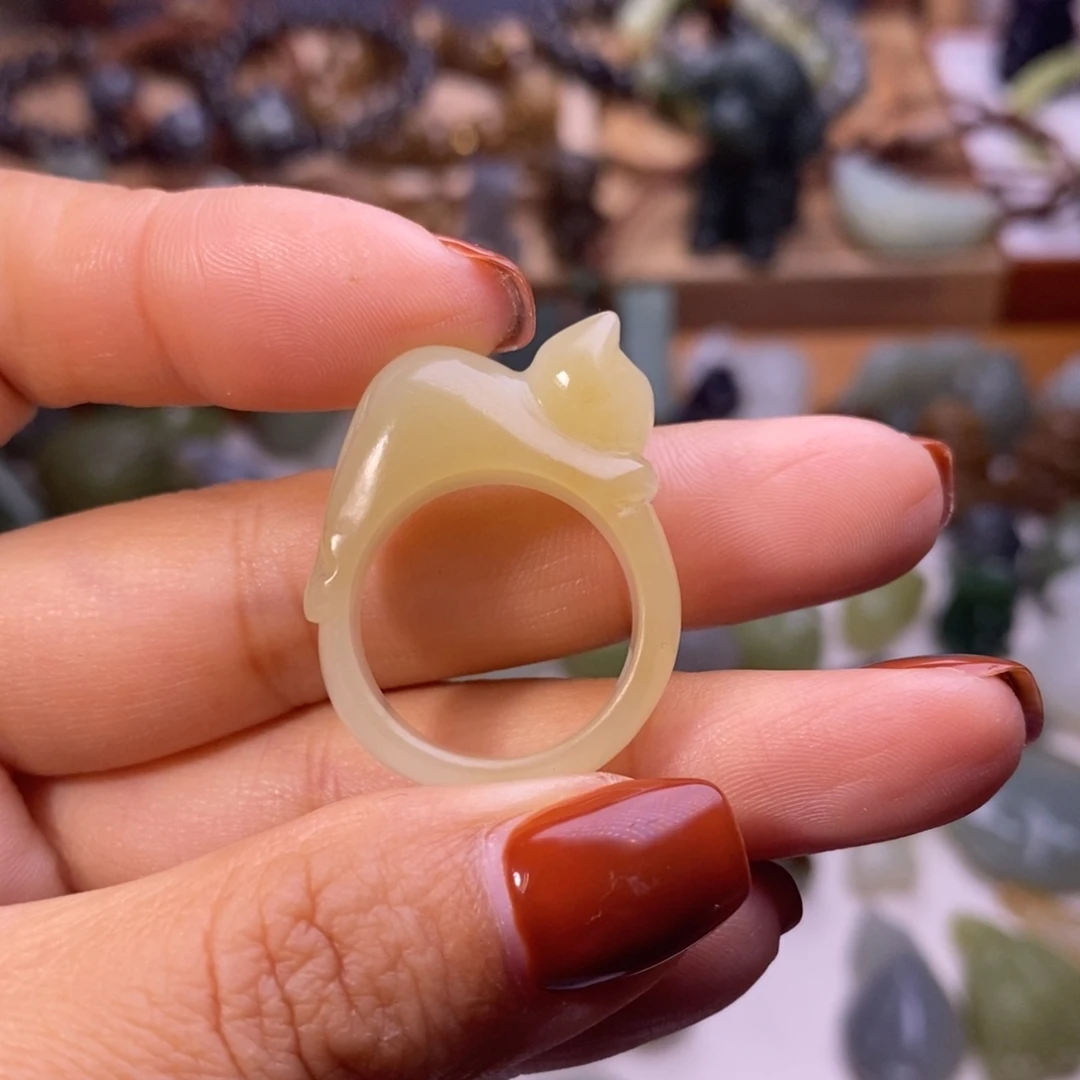 颈饰未镶嵌和田玉神****ෆ