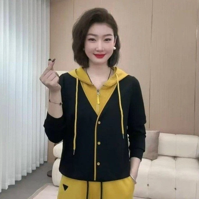 风尚标杆短外套突显您的独特个性上衣百搭宽松时尚短款休闲韩版外