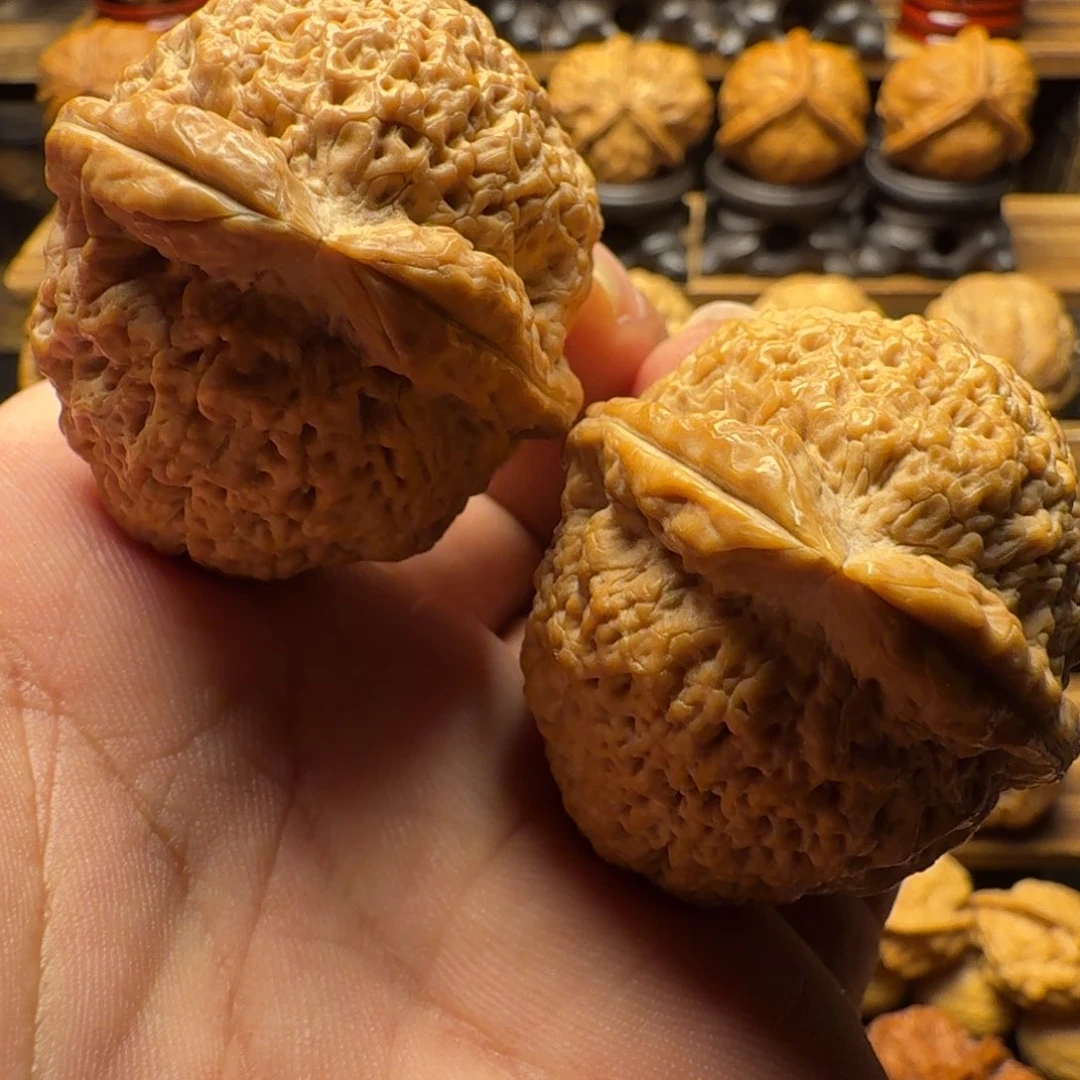 文玩核桃把件蛮*43尺 罗汉头优惠