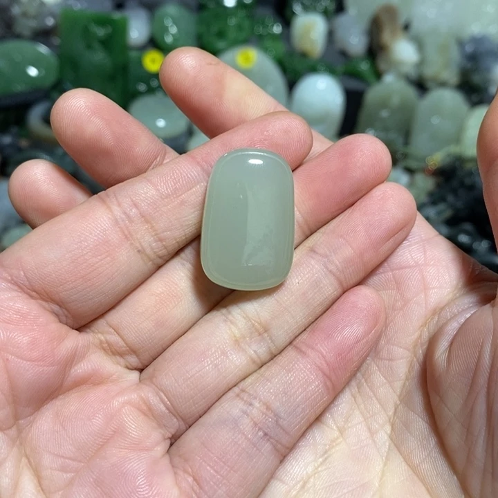 未镶嵌和田玉挂件